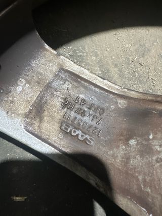 Llantas saab