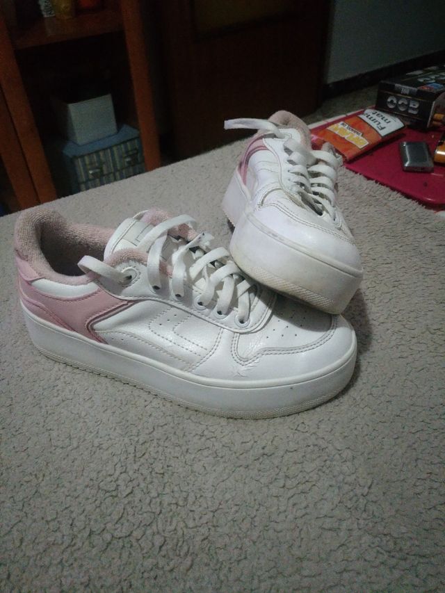 Zapatillas deportivas mujer talla 35.