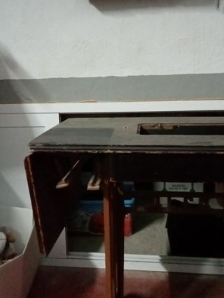 Patas de maquina de coser antigua