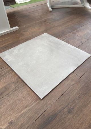 Porcelánico Gris - 60 x 60 cm