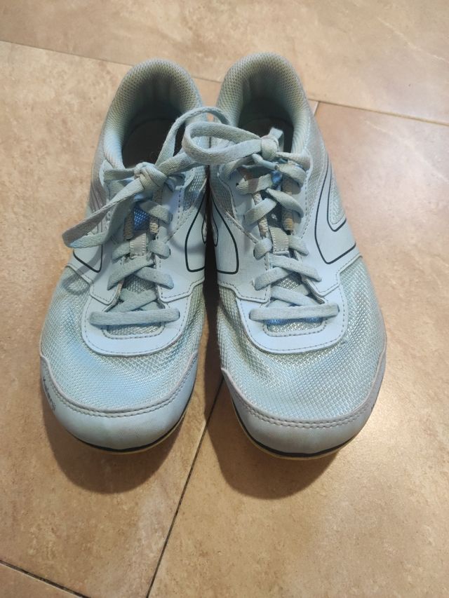 ZAPATILLAS ATLETISMO CLAVOS