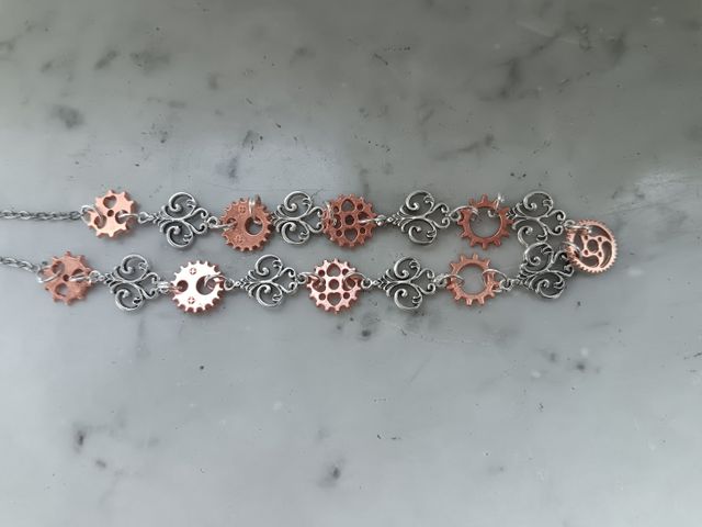 Collana bigiotteria steampunk elegante