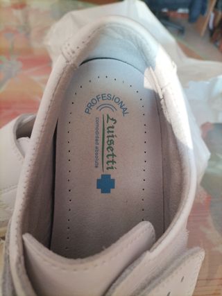 ZAPATOS DE TRABAJO PARA MUJER 