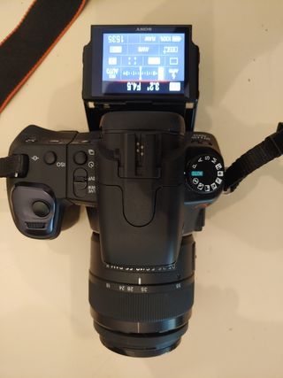 Sony Alpha A300 Sigma 10 20. Algo negociable.