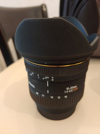 Sony Alpha A300 Sigma 10 20. Algo negociable.