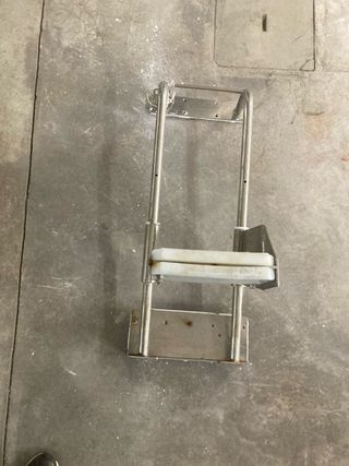 Soporte motor auxiliar