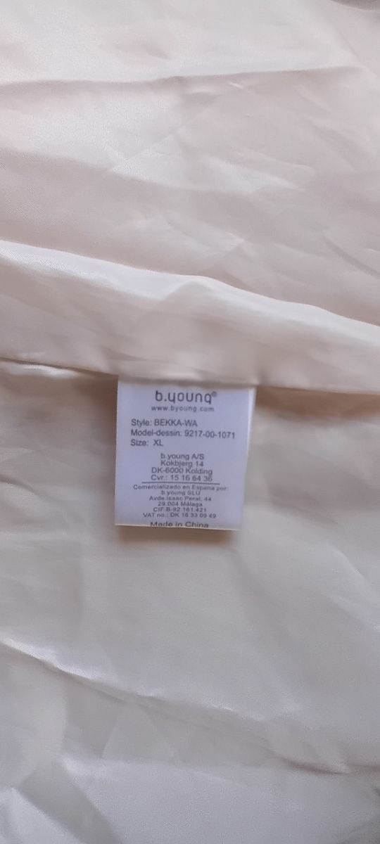 Chaleco mujer B.young