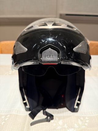 Cascos integrales y guantes de moto todo incluido