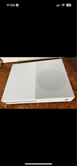 XBOX One S 500gb + mando + Juegos