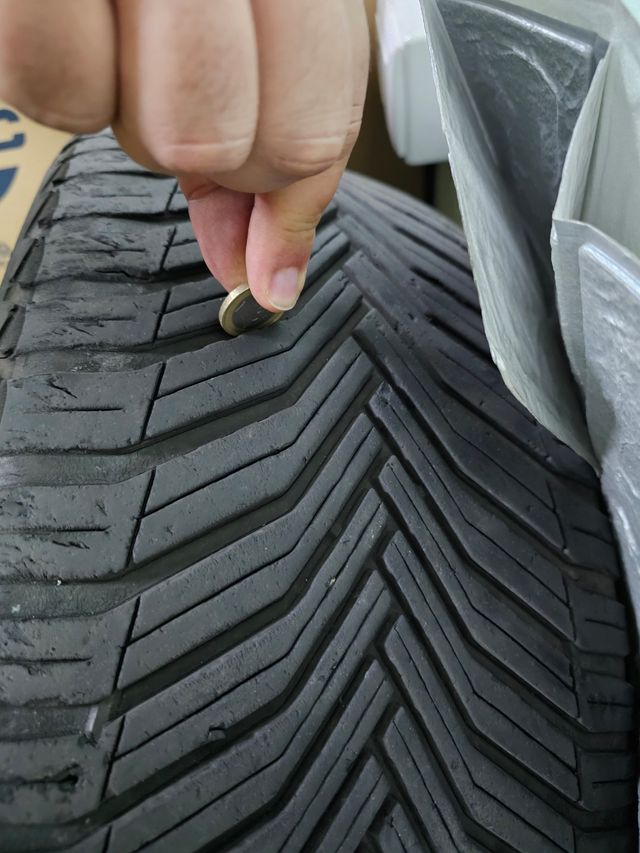 LLANTAS BMW 18" CON NEUMÁTICOS