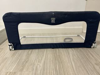 Barrera cama viaje