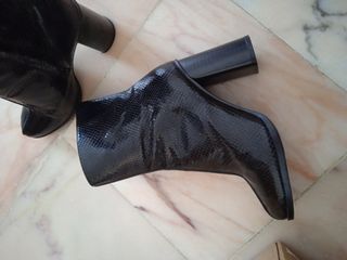 Botins pretos Zara