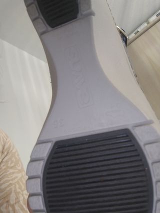 Sandalias 35 MARCA SUAVE NUEVAS!!