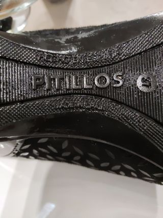 Zapatos marca Pitillos de piel