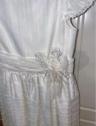 vestido de comunion de firma Devota y Lomba
