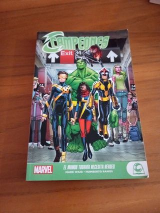 Marvel young adults campeones 1. el mundo todavía necesita héroes