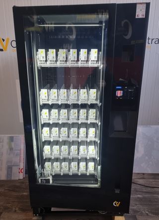 MAQUINA VENDING BEBIDAS FRÍAS