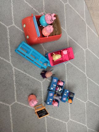 Coche+autobús Peppa Pig y escuela