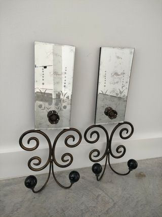 Percheros de forja y cristal antiguos