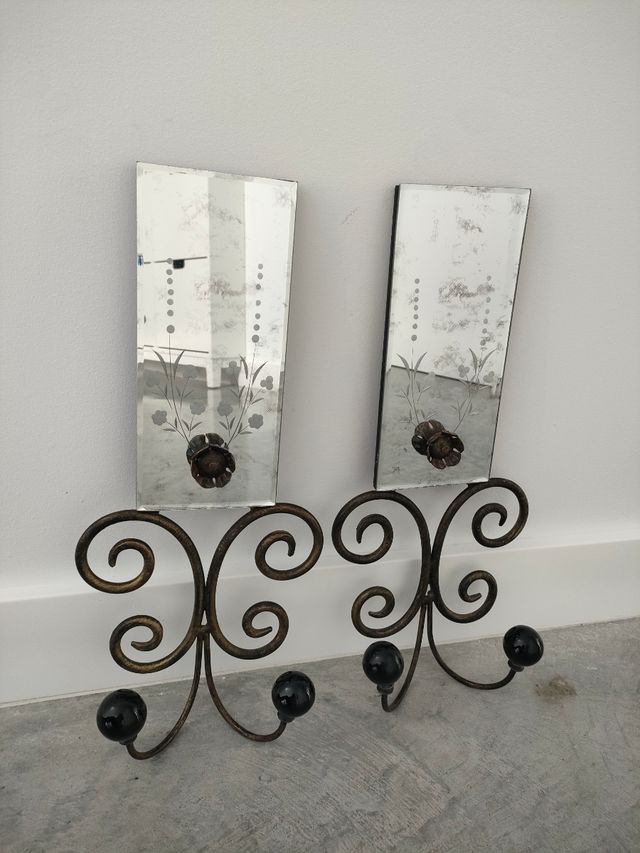 Percheros de forja y cristal antiguos