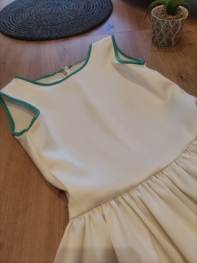 PRECIOSO VESTIDO SEDA en blanco y verde