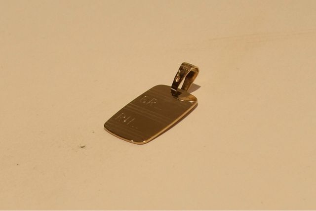 PLACA DE ORO 18K/3.0Gr