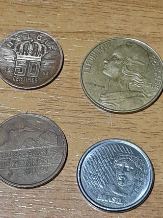 LOTTO DI N. 11 MONETE STRANIERE