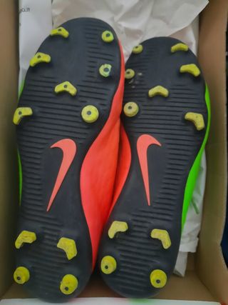 Botas futbol NIKE hypervenom