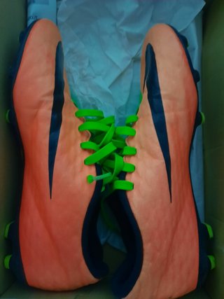Botas futbol NIKE hypervenom
