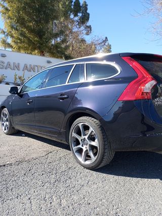 Volvo V60 2017
