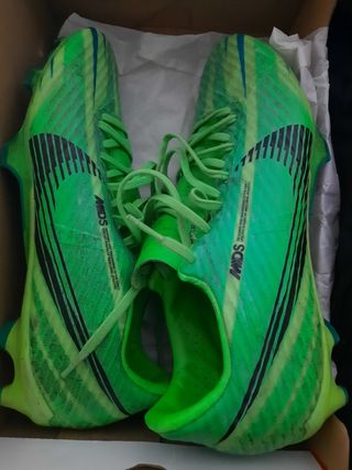 Botas futbol NIKE