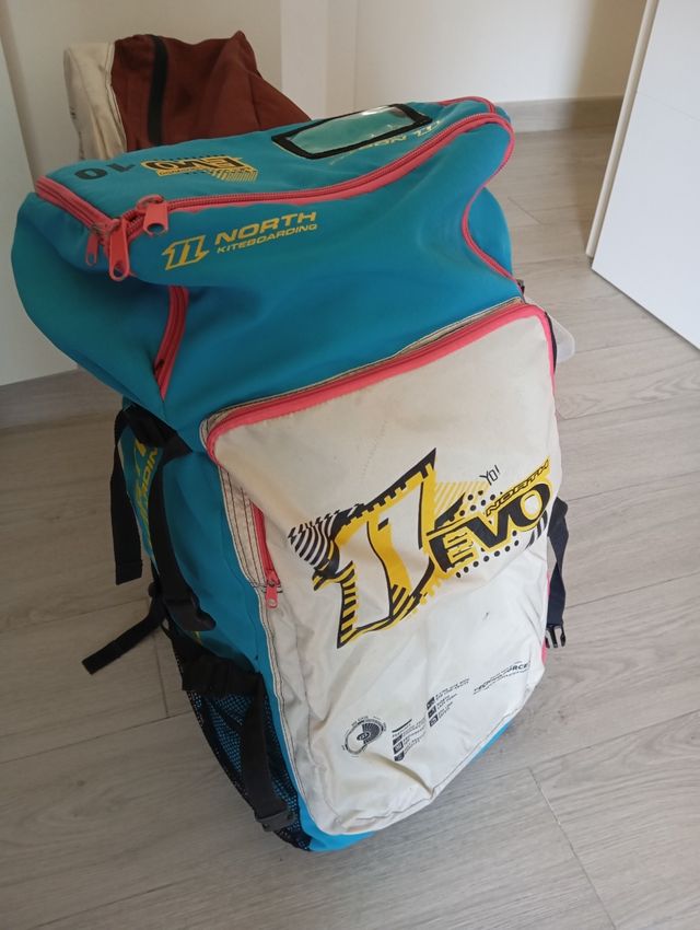 Cometa kitesurf North EVO 10 + barra