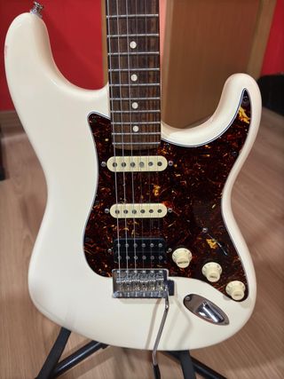 Fender American Special Strat HSS OW
