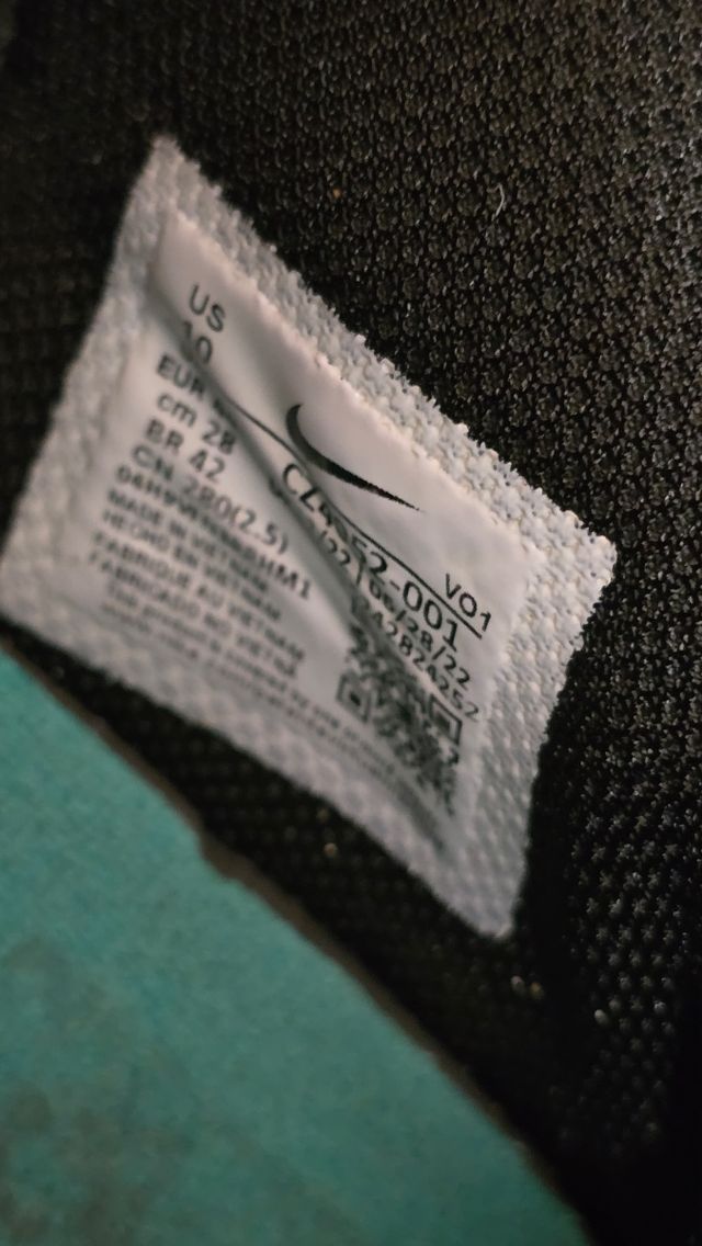 Nike LeBron Witness VI num.44