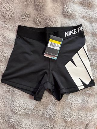 Pantalones cortos Nike, 
S EU