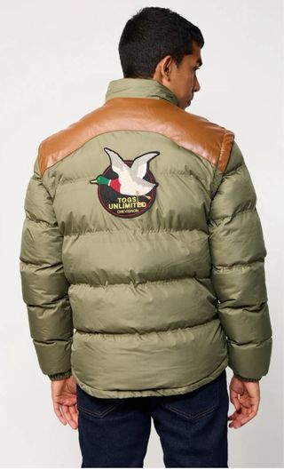 Chaqueta acolchada CHEVIGNON Togs Unlimited. Nuevo