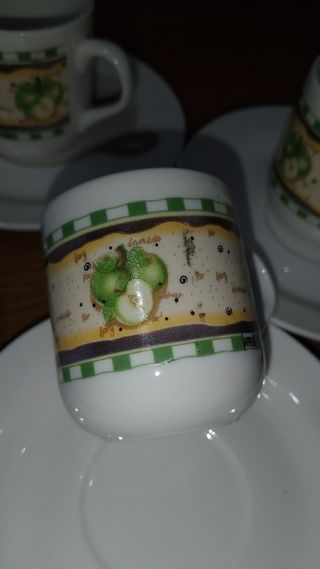 Set 6 tazzine con piattino Fructalia