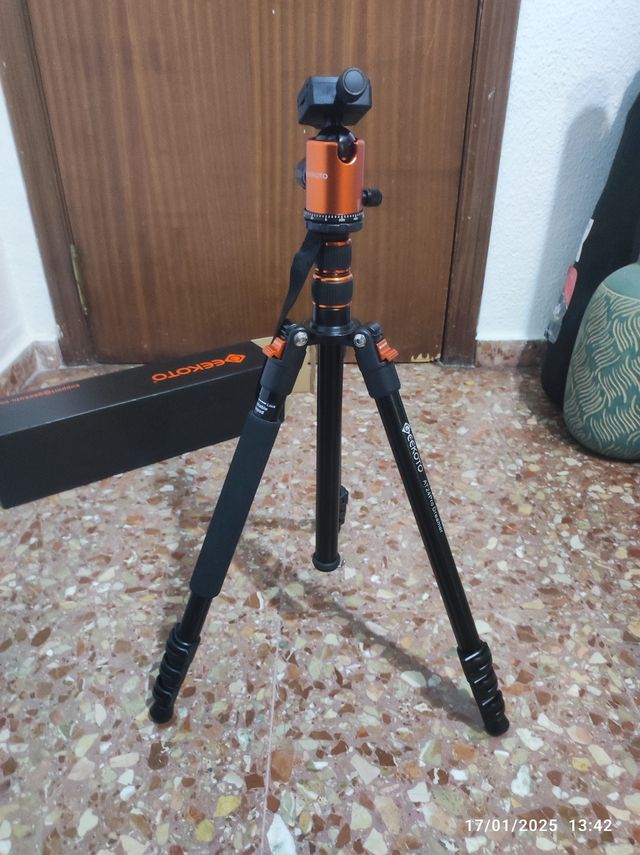 Trípode profesional GEEKOTO AT24PRO