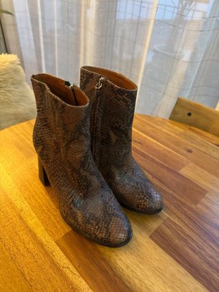 Botines tacón de piel auténtica Massimo Dutti 37