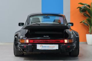 Porsche 911 TURBO RUF