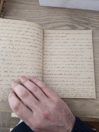 Quaderni scritti a mano primi 900