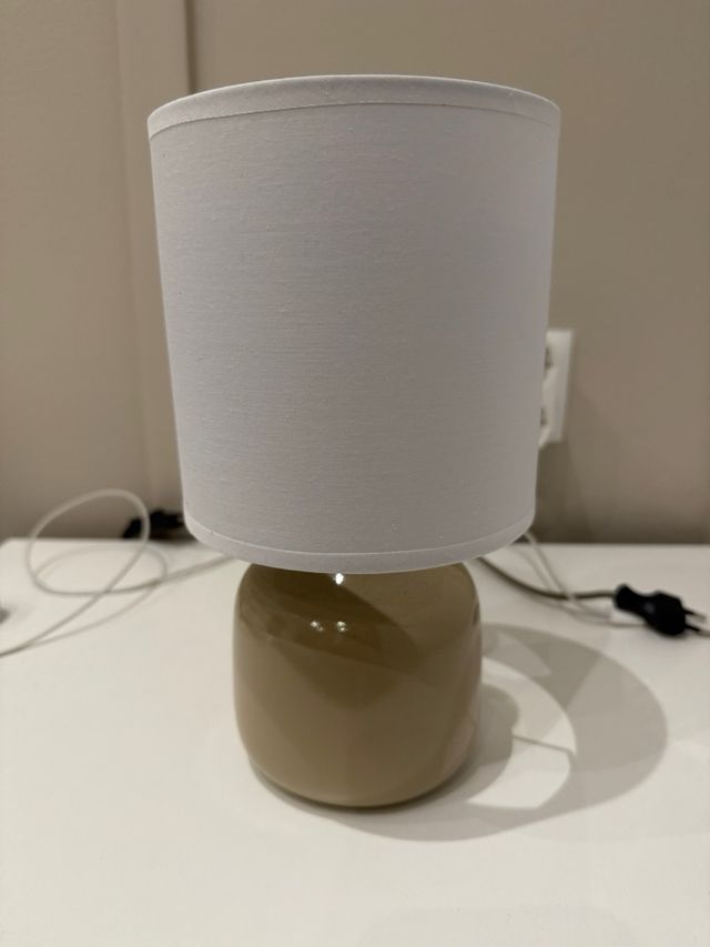 Pareja de lamparas mesa de noche