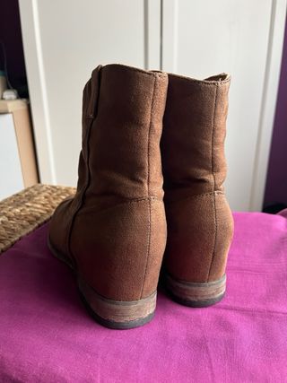 Botines serraje con cuña interior talla 39 