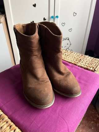 Botines serraje con cuña interior talla 39 