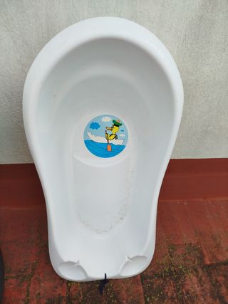 BAÑERA DE BEBÉ