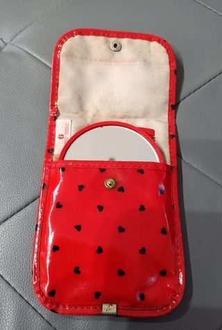 Set bellezza con pochette pettine e specchietto