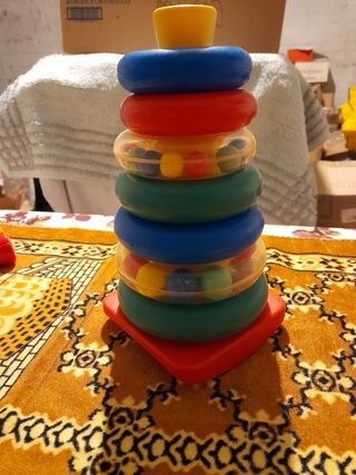 Gioco torre con anelli 