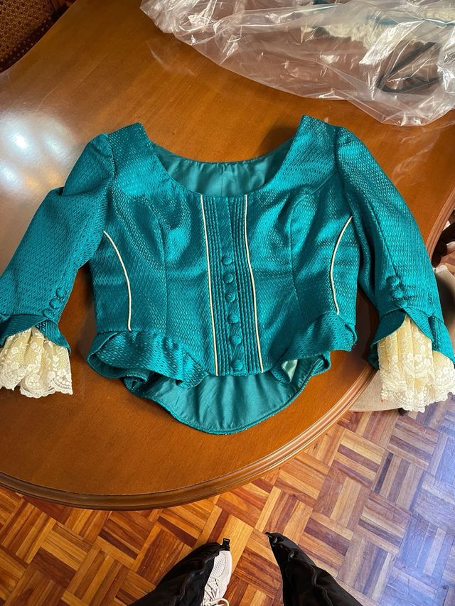 Corpiño fallera talla 40 aprox