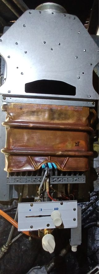 Calentador neckar WN13-2KE B7