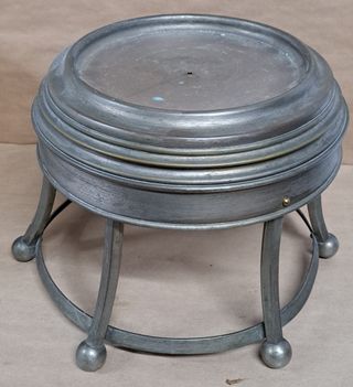 Antiguo macetero ingles Burmantoftr, principios de